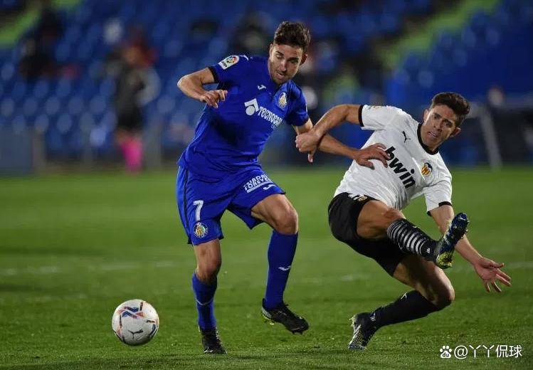 九游娱乐-瓦伦西亚主场不敌对手,遭遇连败怎么办